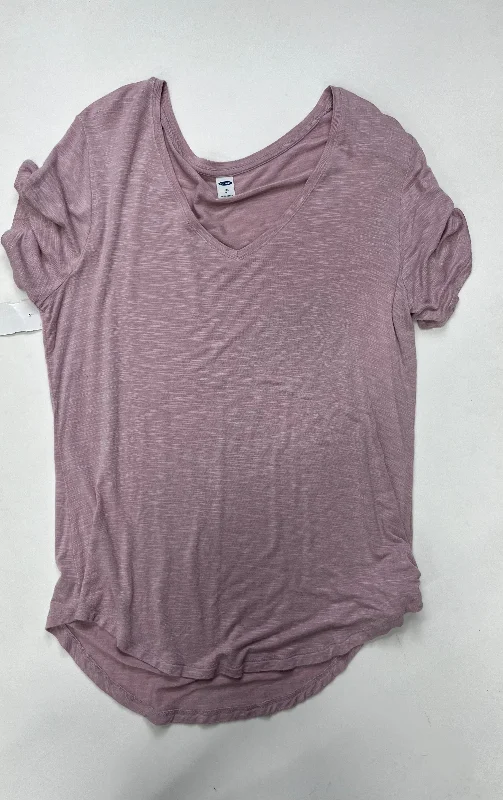 women's T-shirts with athletic fitsTop Short Sleeve By Old Navy  Size: M