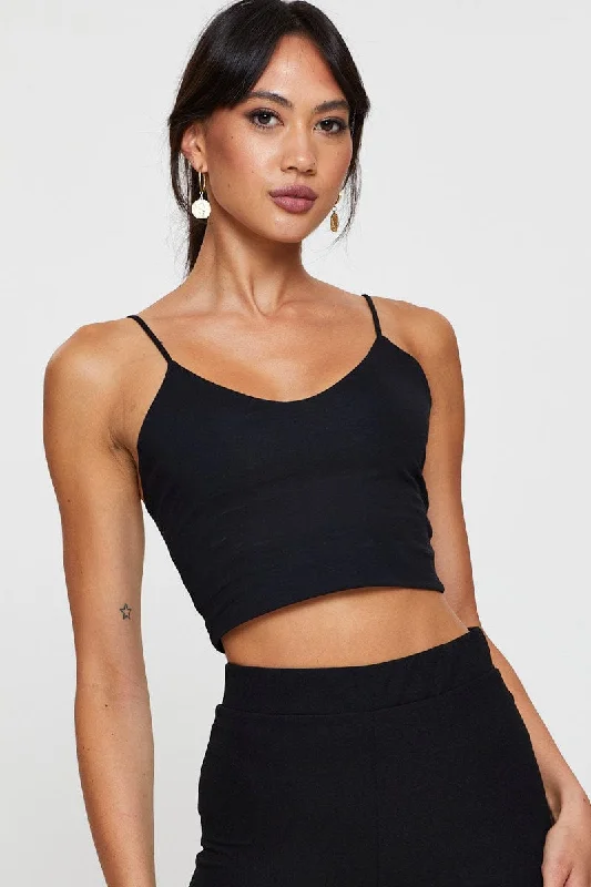 women's tops for those who want to stay on top of the latest fashion trends and wear pieces that are both stylish and on-trendBlack Singlet Top Sleeveless