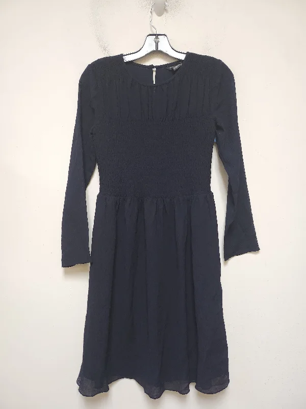 women's hourglass figure dressesDress Casual Midi By Club Monaco In Navy, Size: Xs