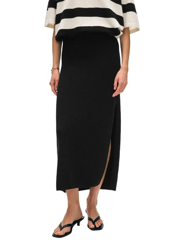 women's travel-friendly cocktail skirtsCotton Slub Slit Skirt In Black